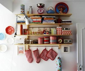 Prateleiras na Cozinha