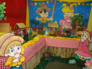 Decoração de festa junina 2013