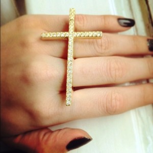 Acessórios com cruz