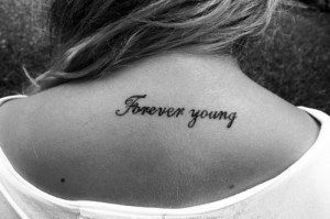 Tatuagens Escritas Delicadas