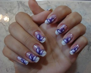 Unhas Decoradas com Borboletas