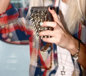 Capinha de Celular com Spike