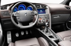 Novo Citroen C4 Lounge 2015