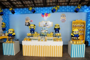 Aniversário infantil minions