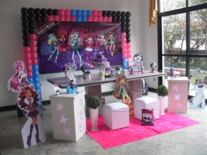 decoracao monster high simples