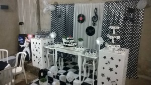 Decoração tema anos 60