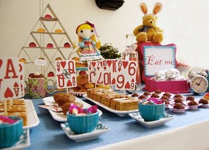 Decoração Alice no País das Maravilhas para Festas e Aniversários