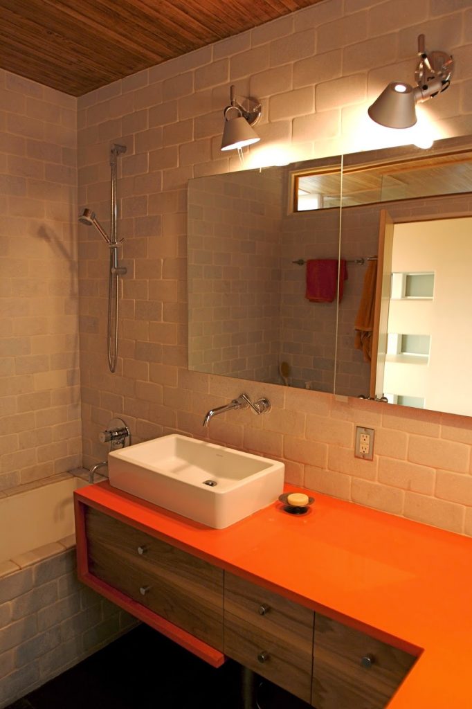 banheiros coloridos modernos